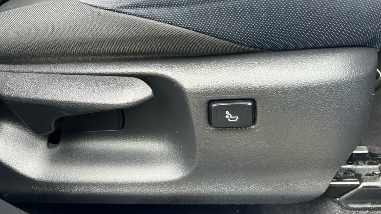 Toyota C-HR 1.8 Hybrid Dynamic 5dr CVT Hybrid Hatchback